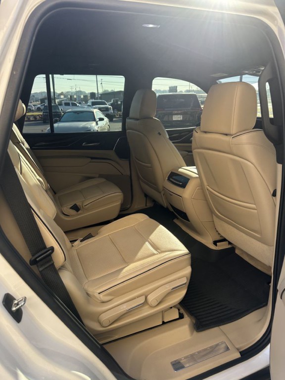 2023 Cadillac Escalade Image 7