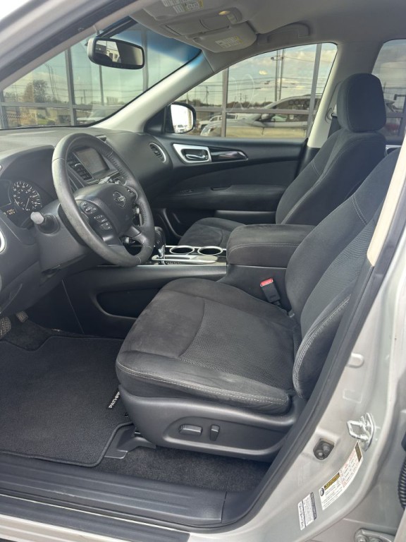 2015 Nissan Pathfinder Image 5