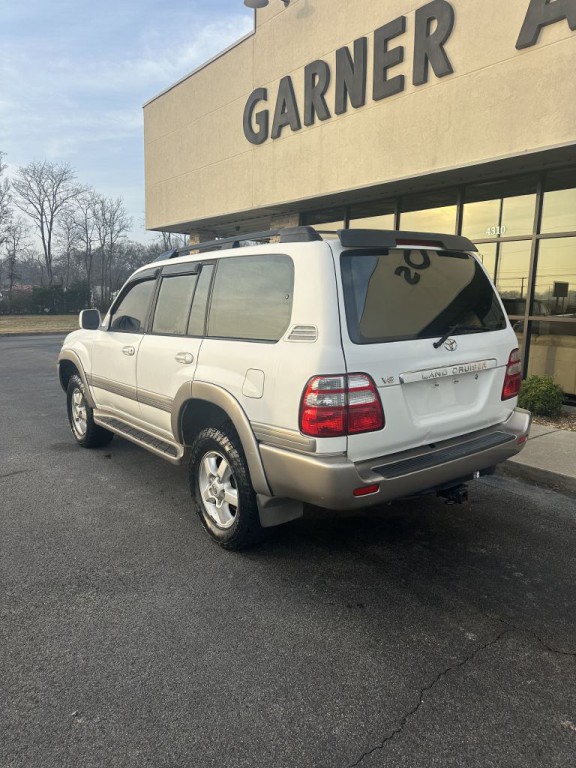 2003 Toyota Land Cruiser Image 3