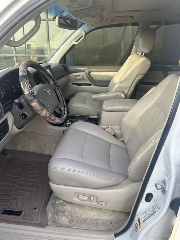 2003 Toyota Land Cruiser Image 5