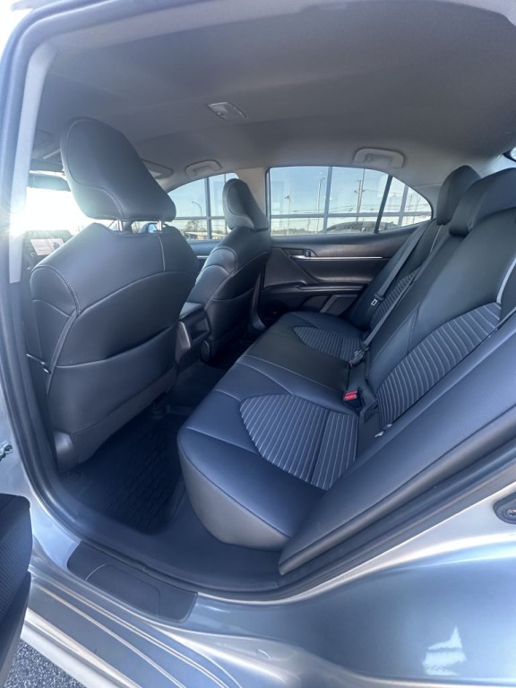 2021 Toyota Camry Image 6