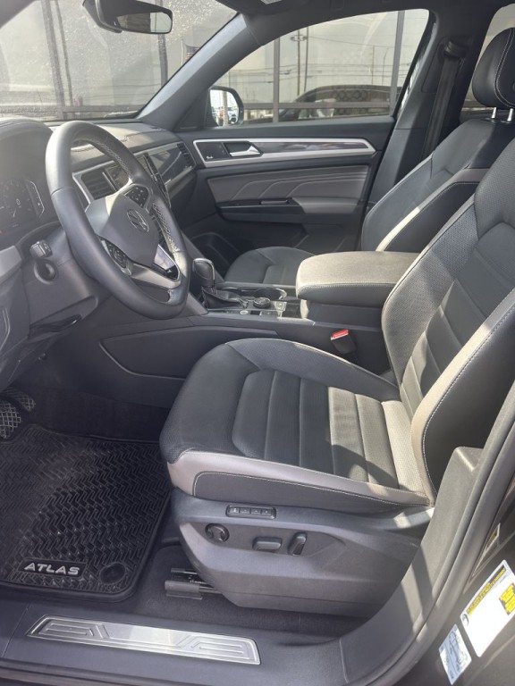 2021 Volkswagen Atlas Cross Sport Image 5