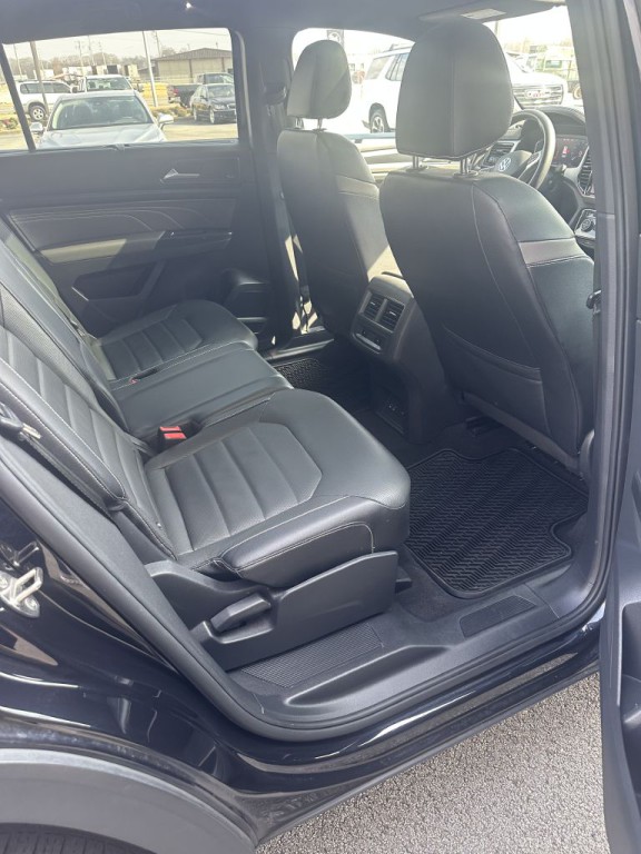 2021 Volkswagen Atlas Cross Sport Image 8