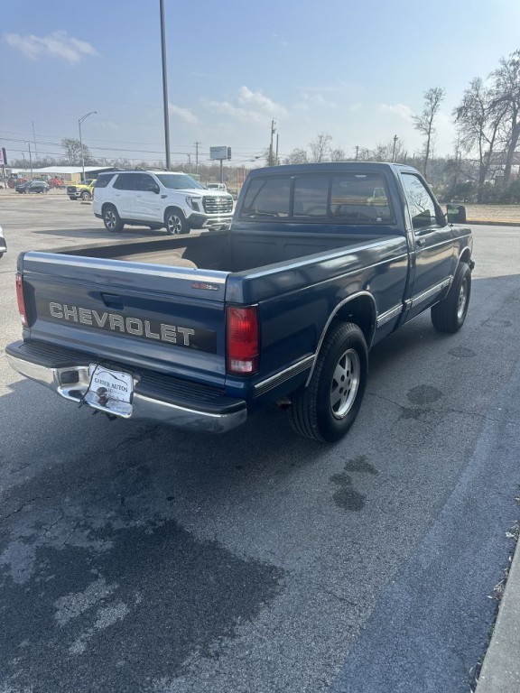 1993 Chevrolet S10 Image 4