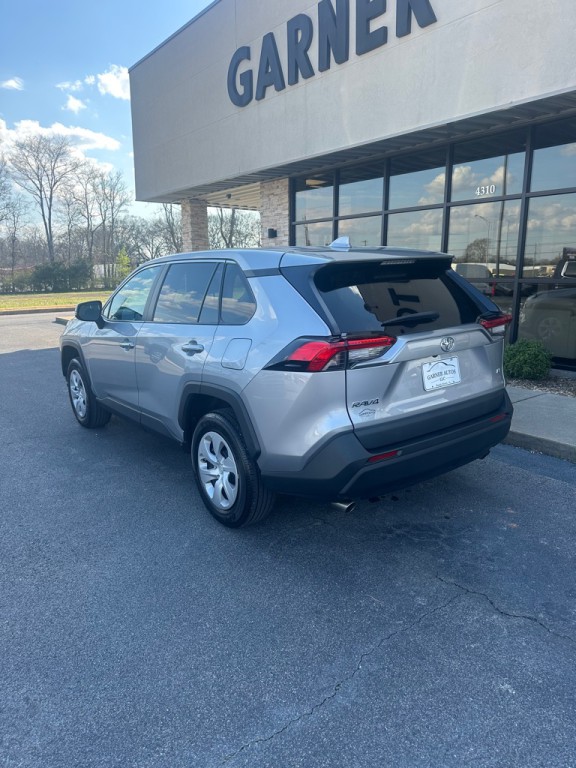 2024 Toyota Rav4 Image 2