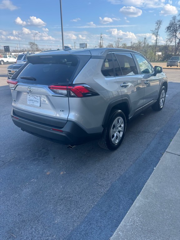 2024 Toyota Rav4 Image 4