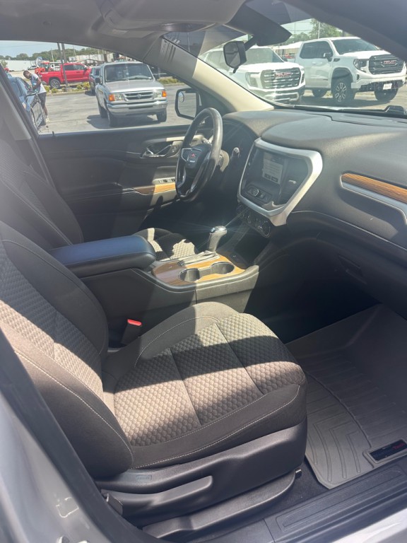 2019 GMC Acadia Image 7