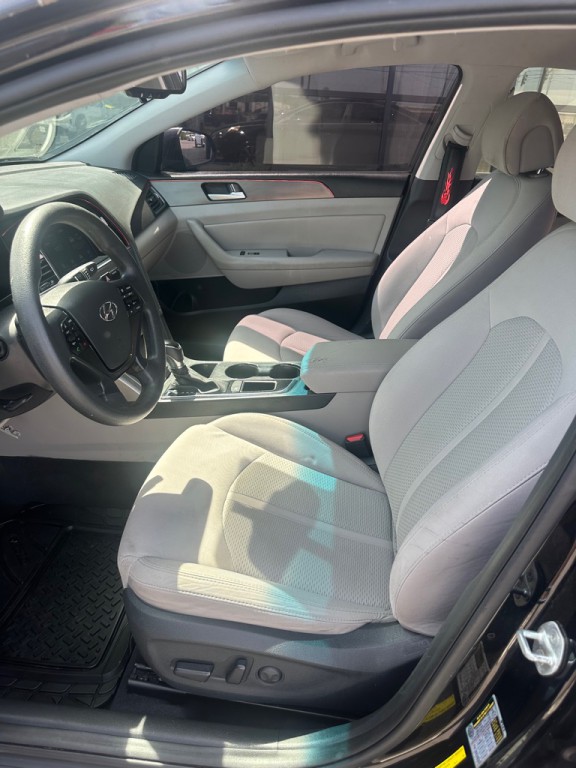 2016 Hyundai Sonata Image 5