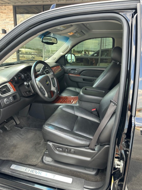 2012 Chevrolet Tahoe Image 5
