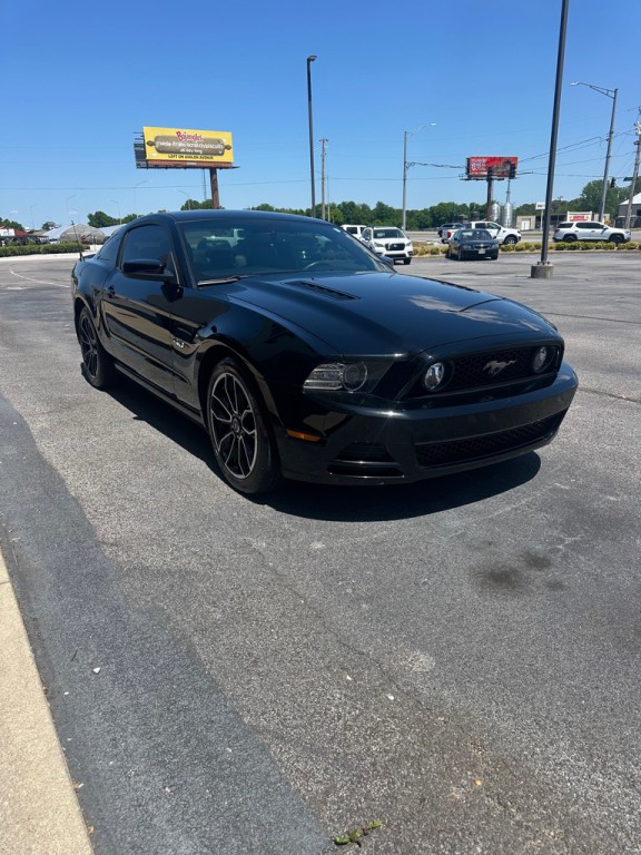 2014 Ford Mustang Image 2