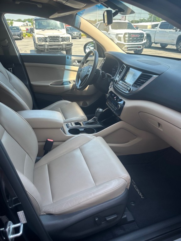 2016 Hyundai Tucson Image 7
