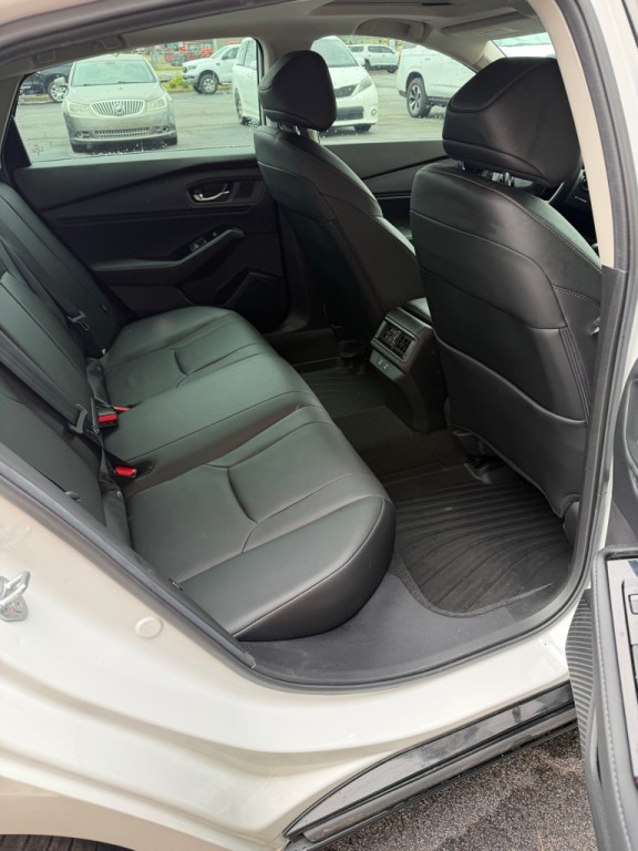 2024 Honda Accord Image 8