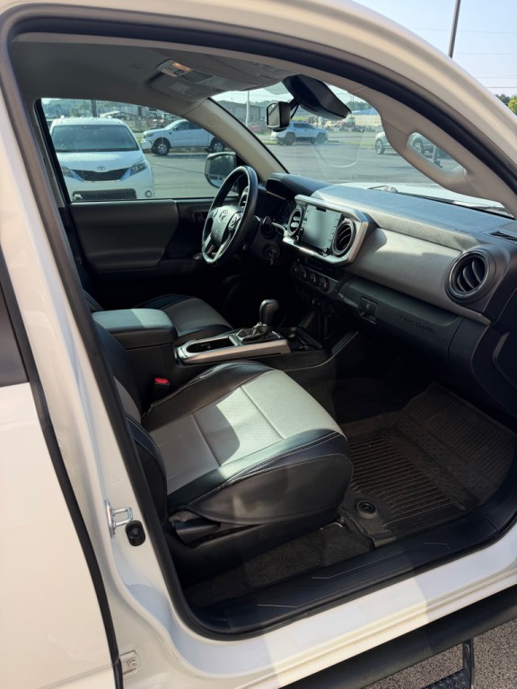 2022 Toyota Tacoma Image 7