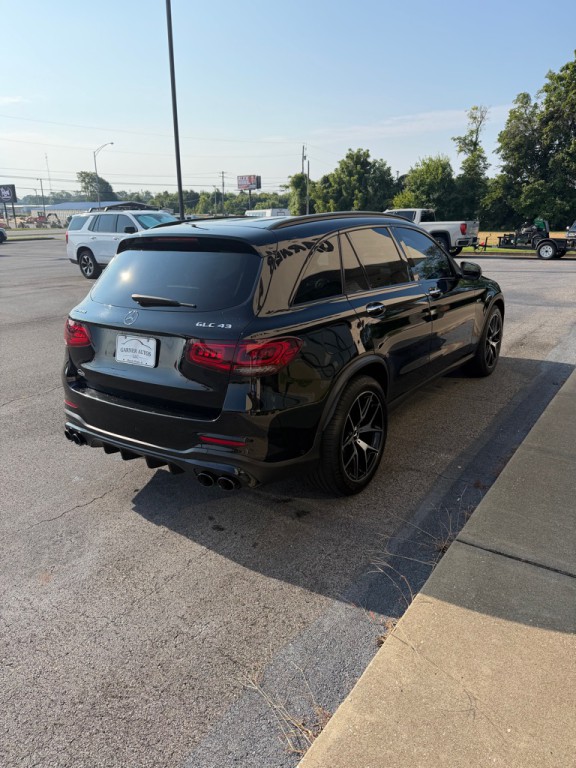 2021 Mercedes-Benz GLC-Class Image 4