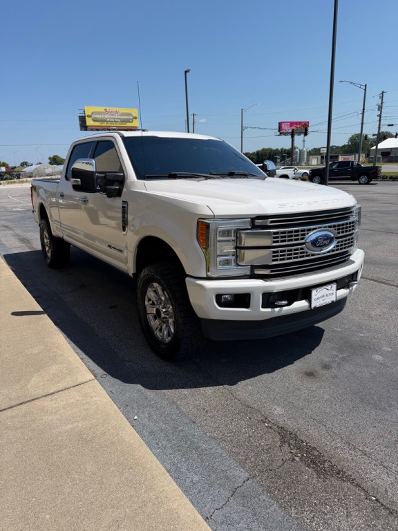 2018 Ford F-250 Image 2