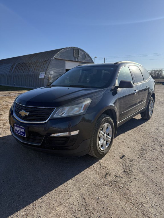 2017 Chevrolet Traverse Image 2