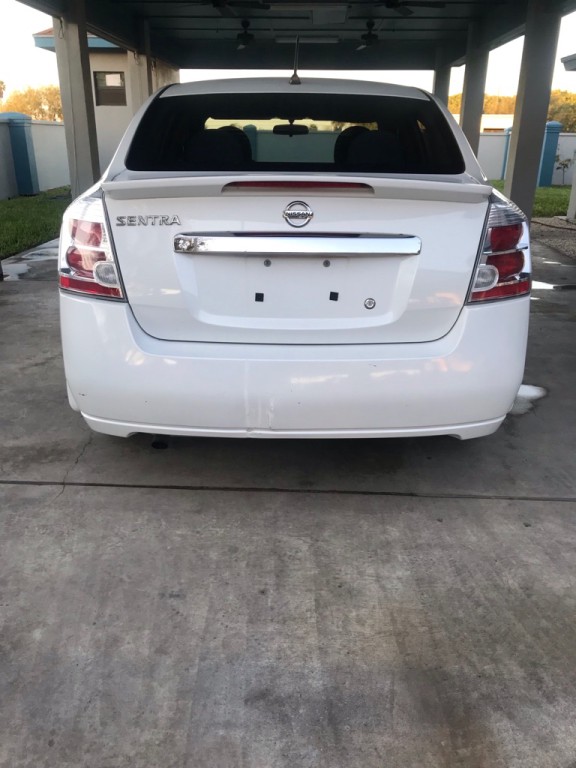 2012 Nissan Sentra Image 4