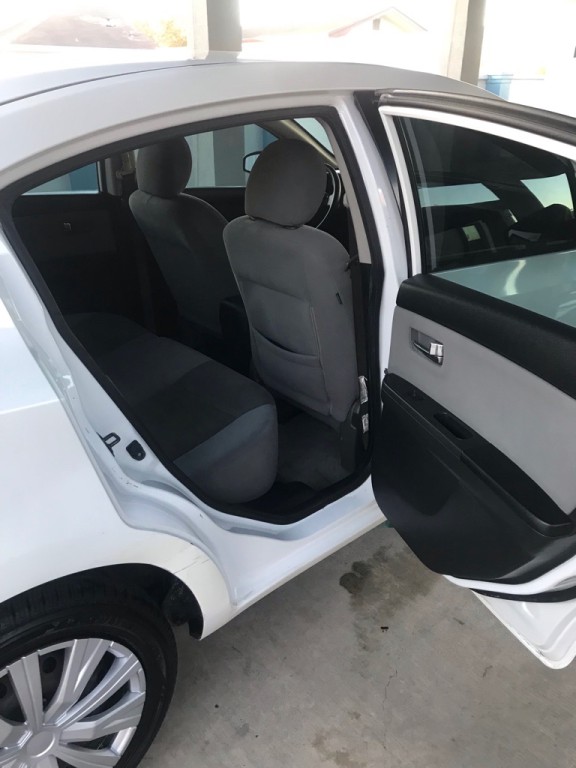 2012 Nissan Sentra Image 6