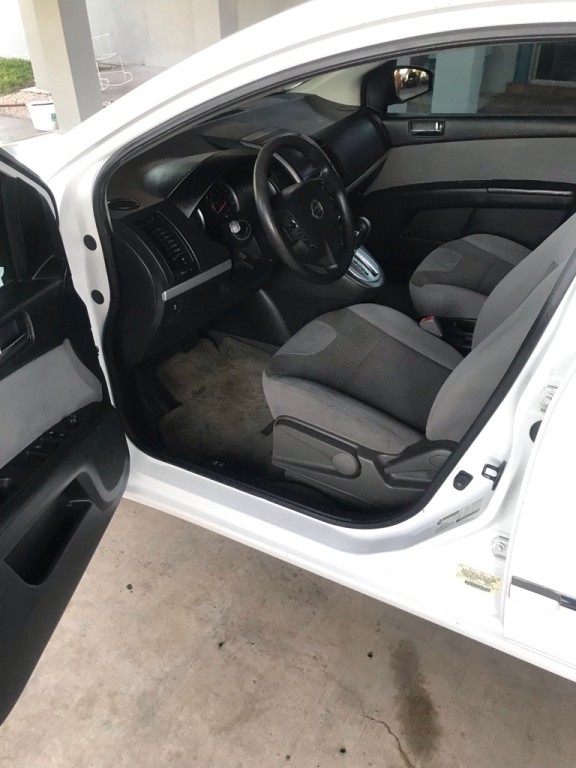 2012 Nissan Sentra Image 9