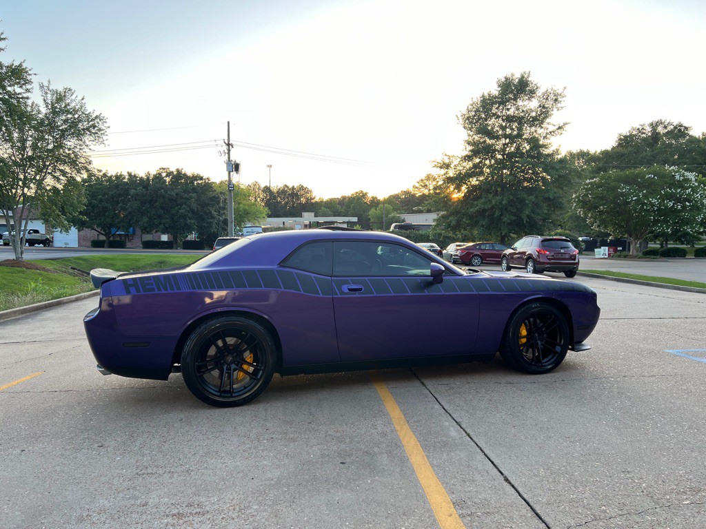 2010 Dodge Challenger Image 7