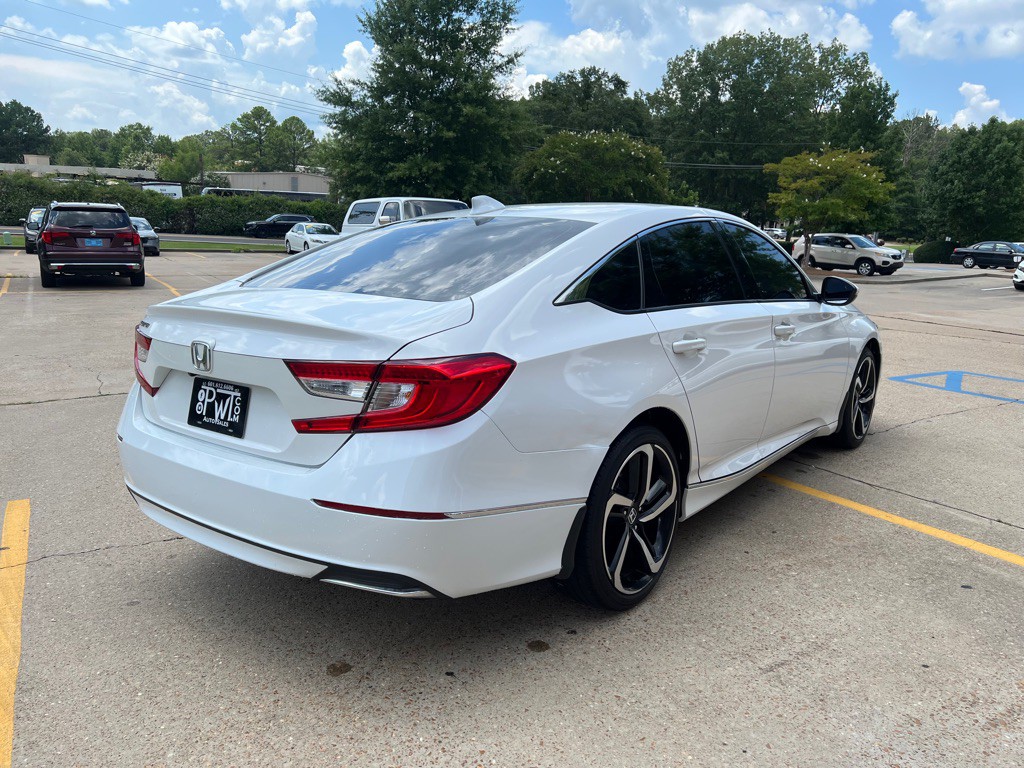 2020 Honda Accord Image 5
