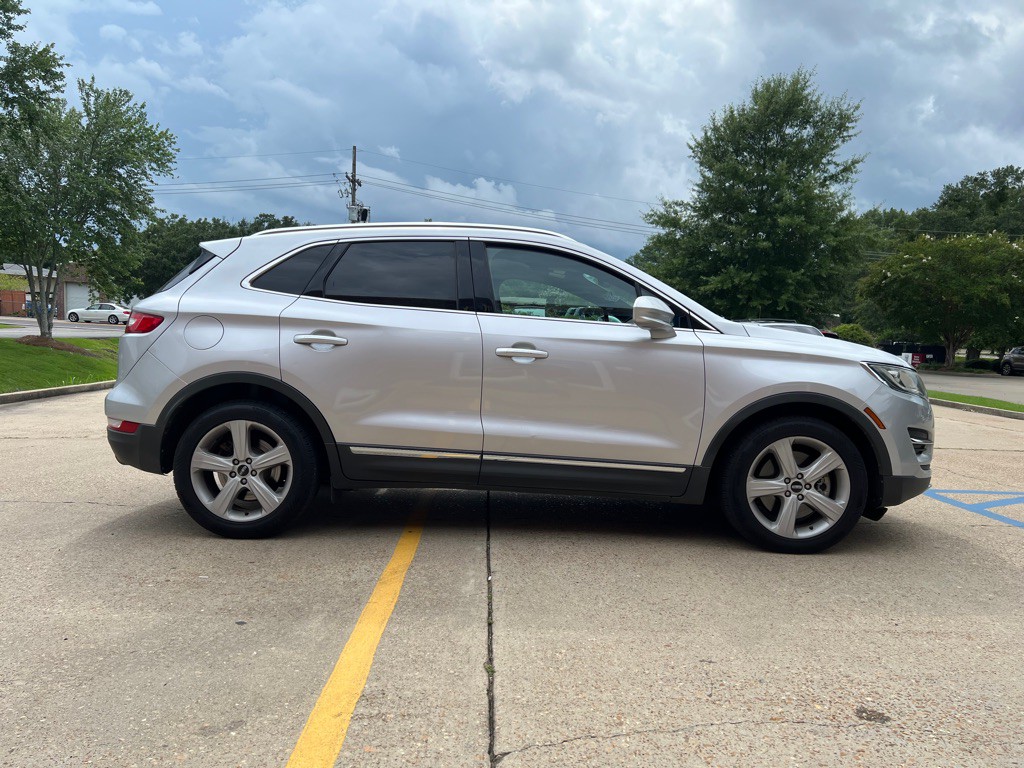 2015 Lincoln MKC Image 3
