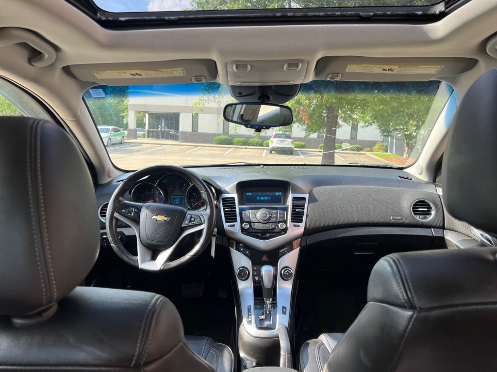 2011 Chevrolet Cruze Image 15