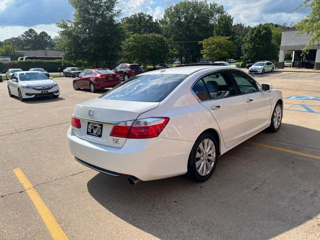 2015 Honda Accord Image 6
