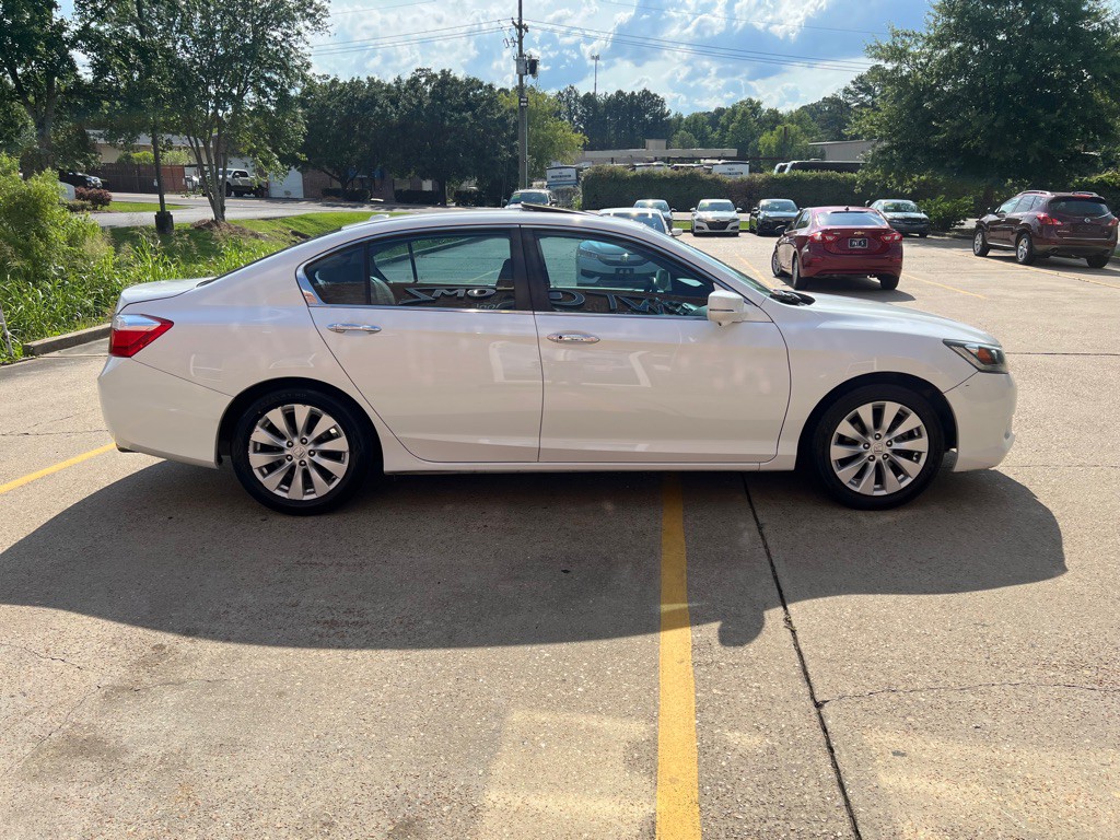 2015 Honda Accord Image 7