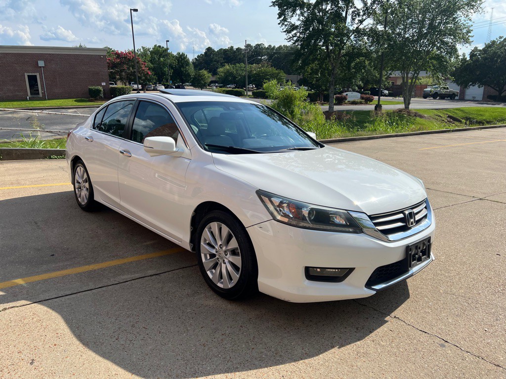 2015 Honda Accord Image 8