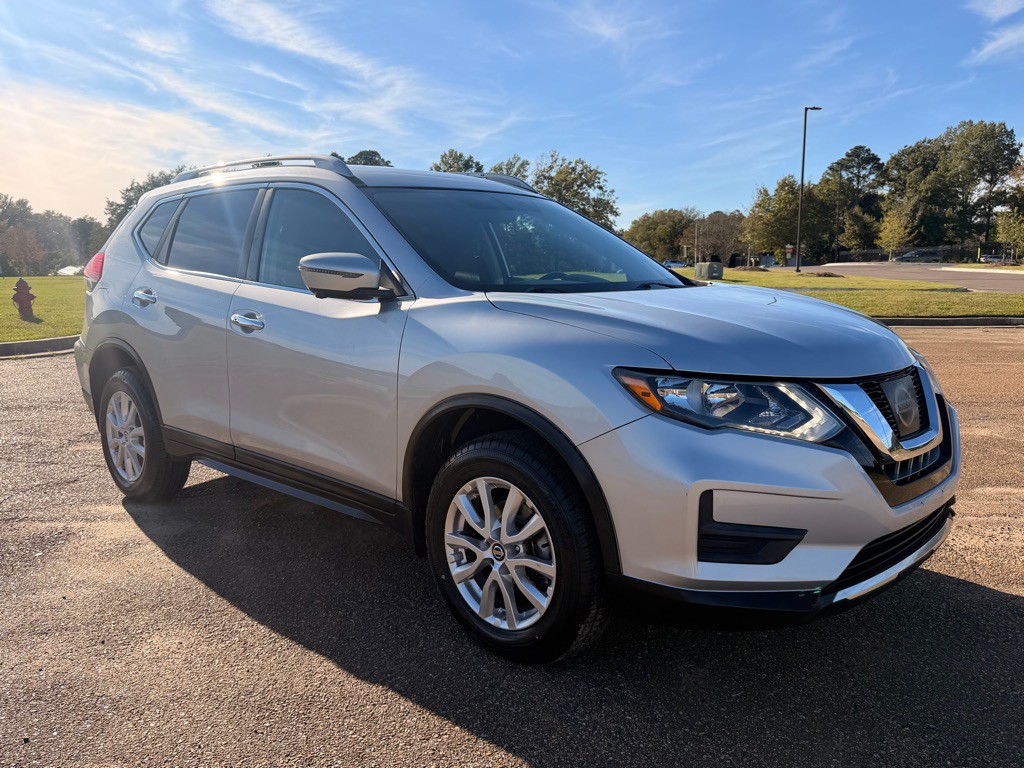 2017 Nissan Rogue Image 7