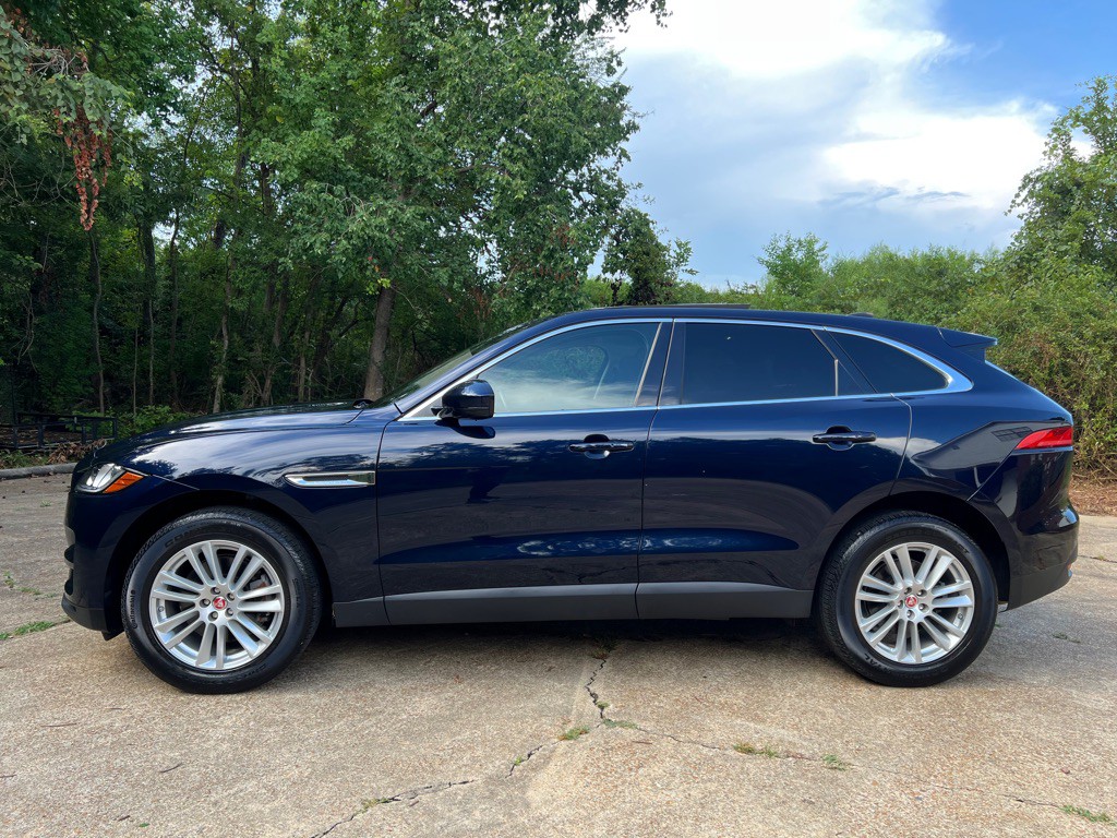2020 Jaguar F-PACE Image 3
