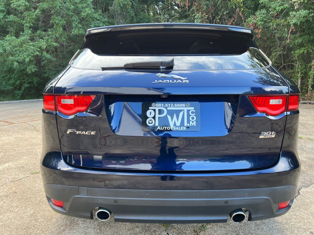 2020 Jaguar F-PACE Image 5