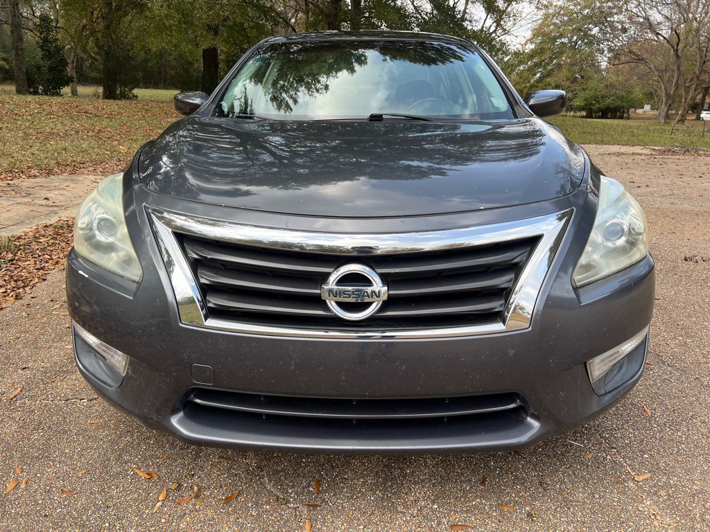 2013 Nissan Altima Image 8
