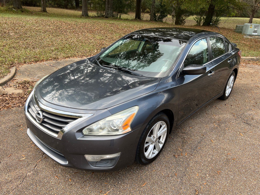 2013 Nissan Altima Image 9