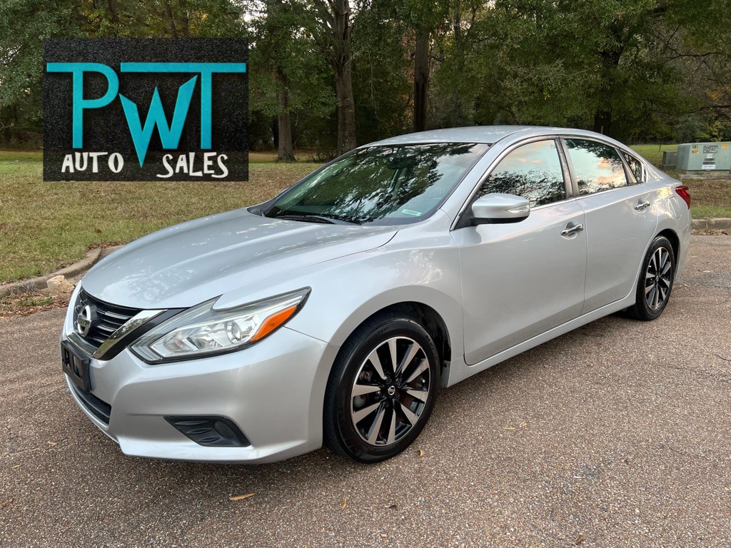 2018 Nissan Altima Image 1
