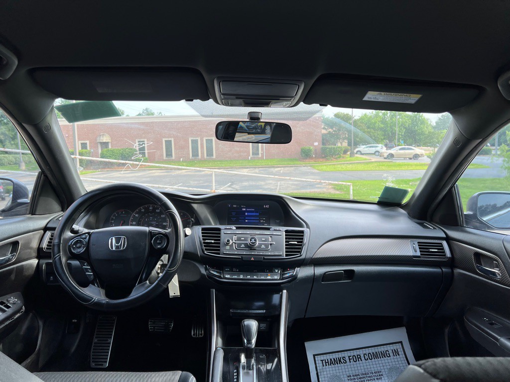 2016 Honda Accord Image 10