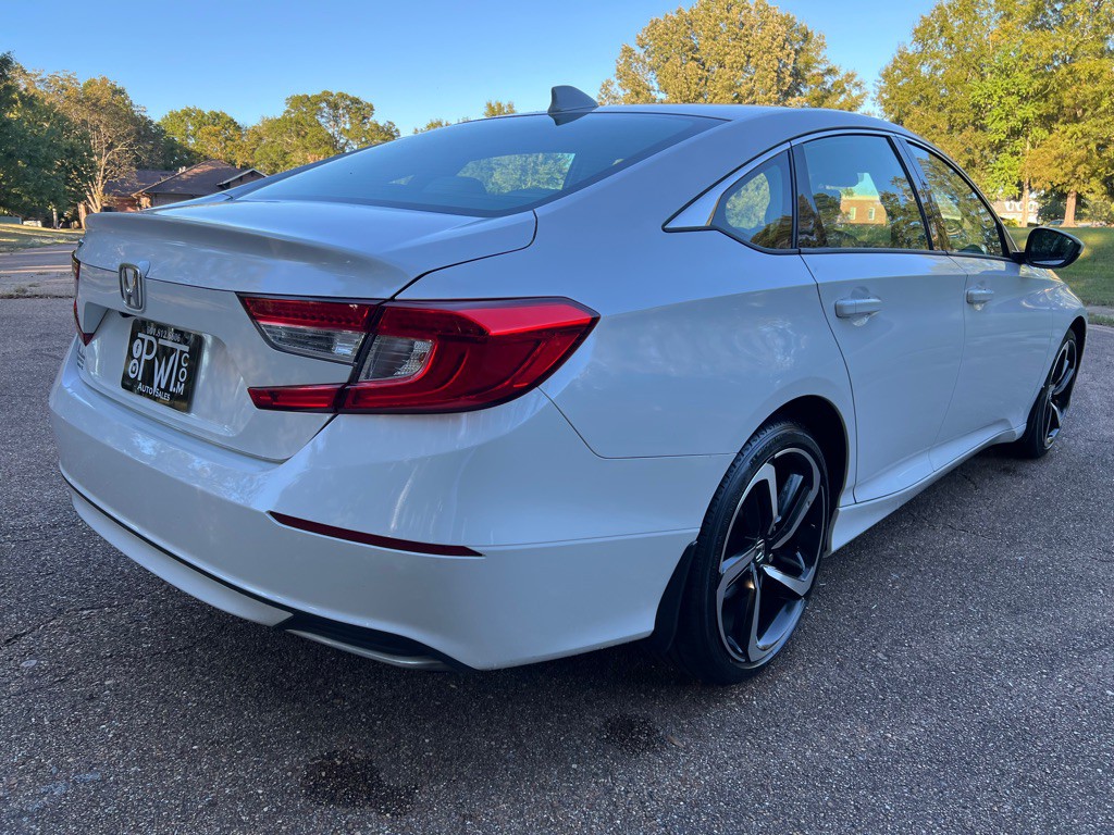 2018 Honda Accord Image 5