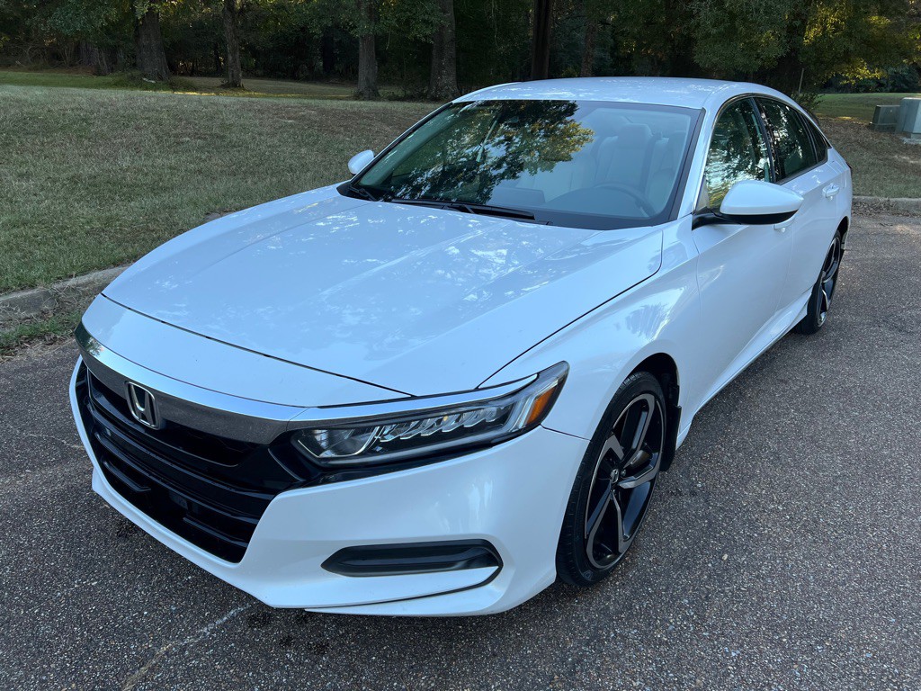 2018 Honda Accord Image 9