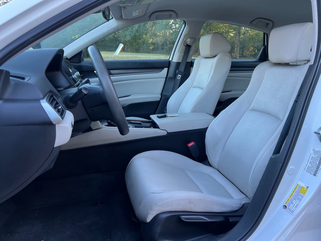 2018 Honda Accord Image 10