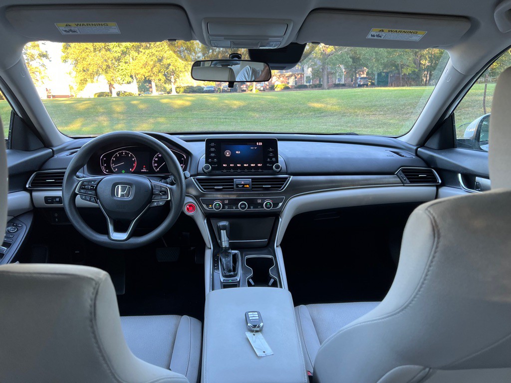 2018 Honda Accord Image 16