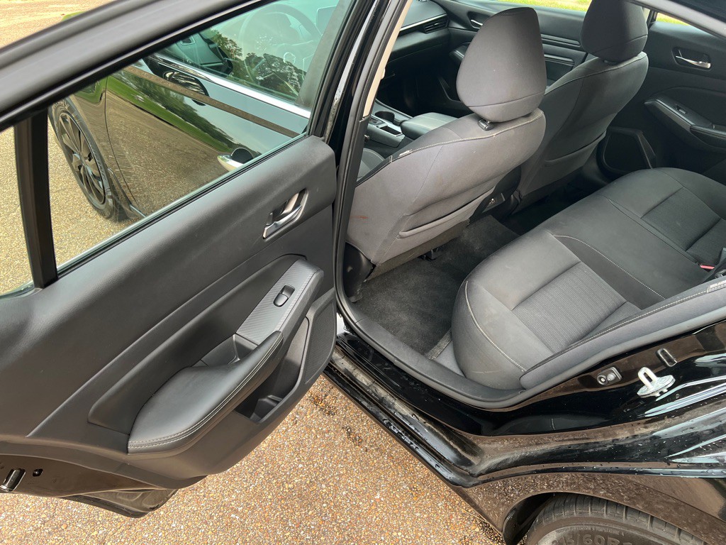 2019 Nissan Altima Image 13