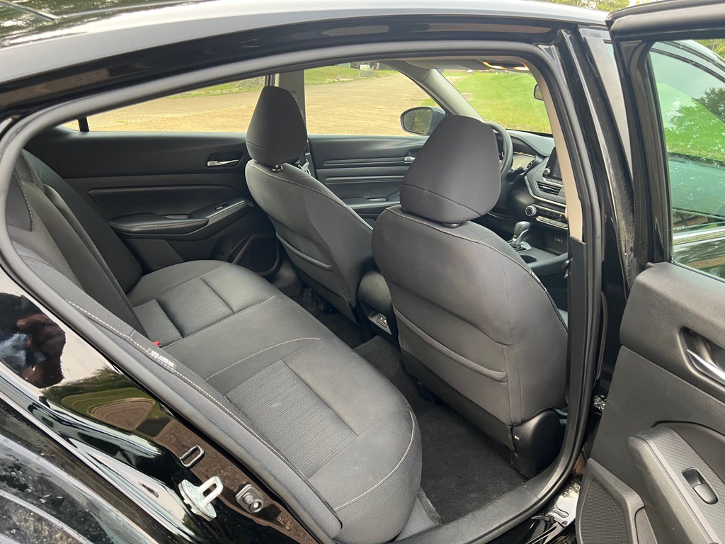 2019 Nissan Altima Image 14