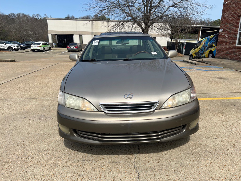2000 Lexus ES Image 4