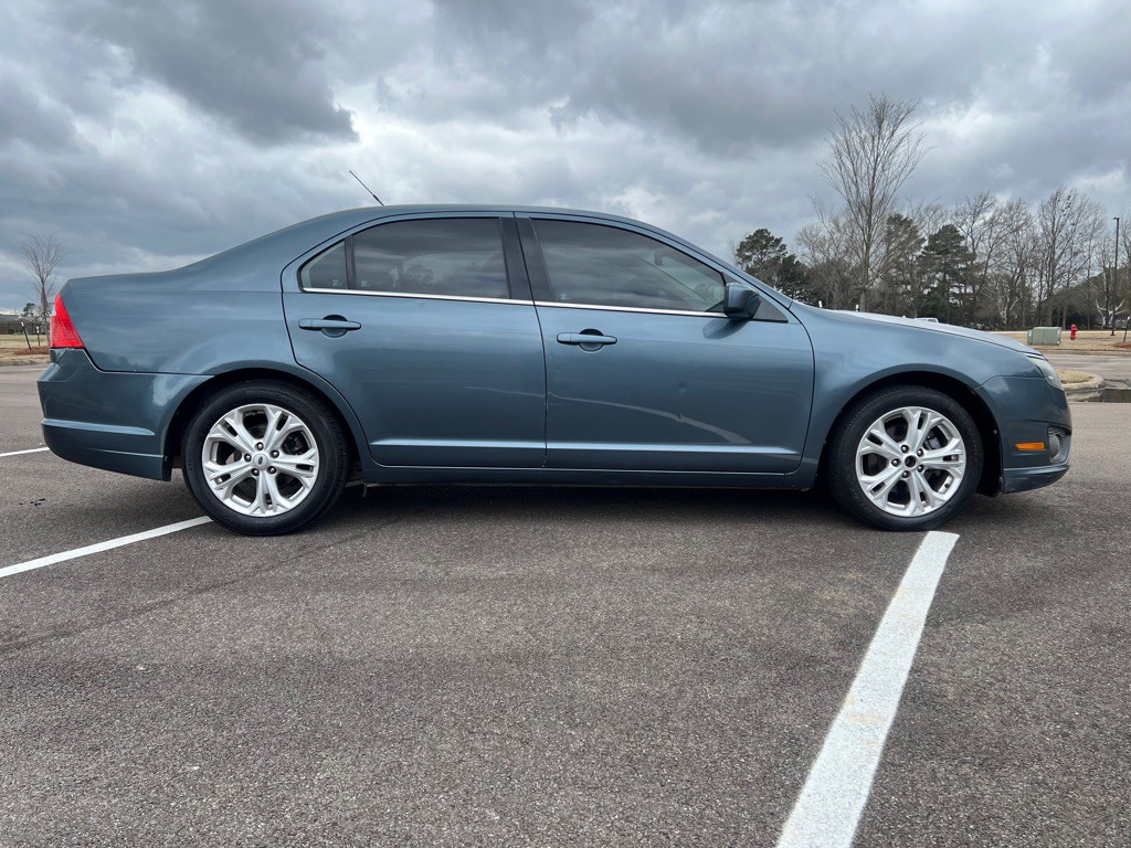 2012 Ford Fusion Image 6