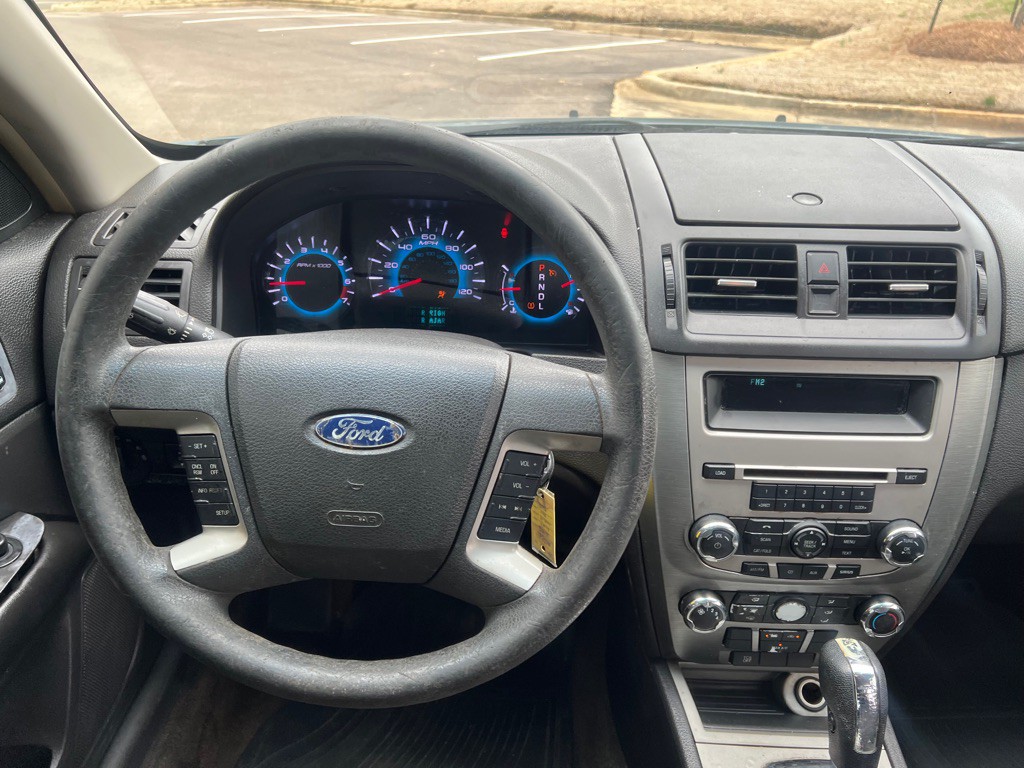 2012 Ford Fusion Image 19