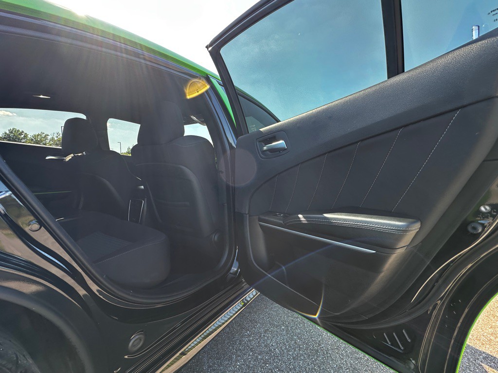 2019 Dodge Charger Image 15