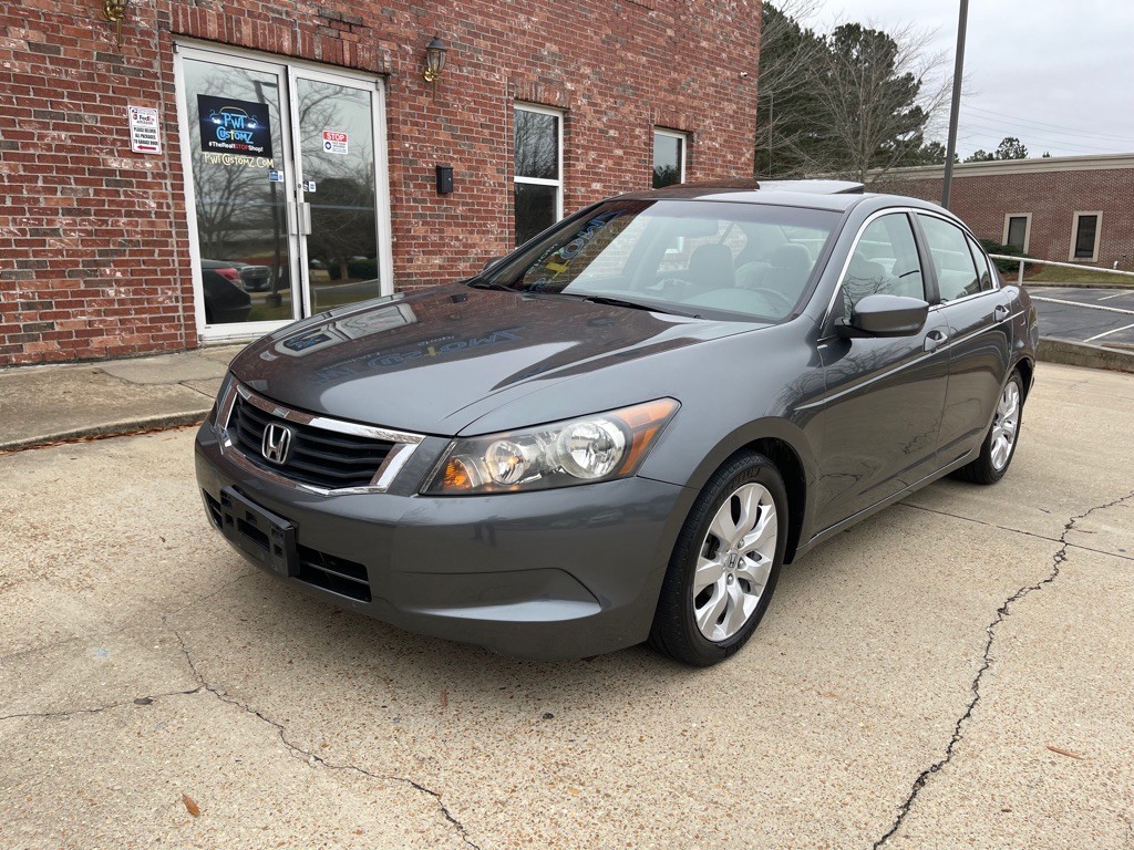 2010 Honda Accord Image 2