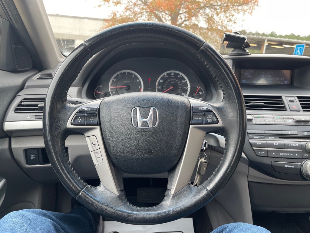 2010 Honda Accord Image 13