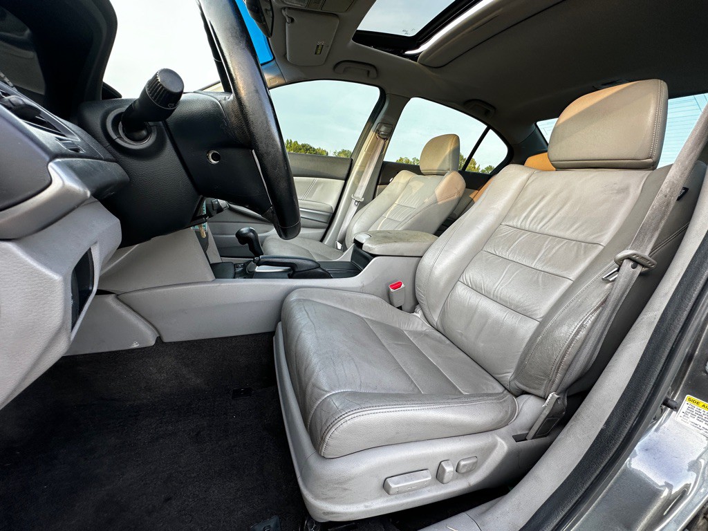 2010 Honda Accord Image 23